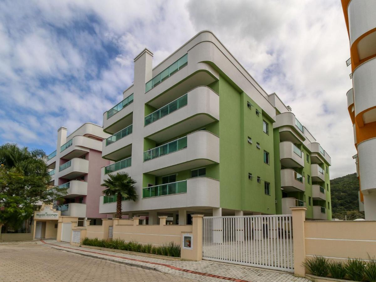 Aluguel Apartamento 2 Quartos Piscina Bombas Sc 419 Apartment Bombinhas Bagian luar foto